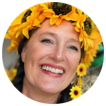 Enchanting Bubble Entertainment for All Ages Contact Rachael The Bubble Farie